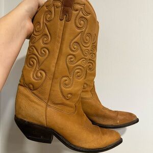 Zodiac Genuine Leather Light Brown Cowboy Boots Coastal Cowgirl Western Rodeo